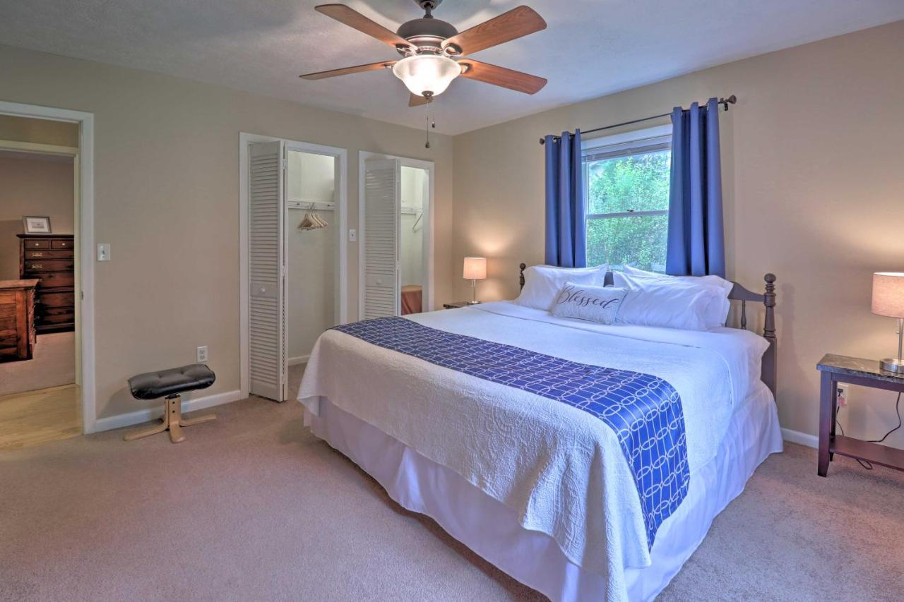 Hendersonville Home With Fire Pit 5 Mi To Downtown! Exteriör bild