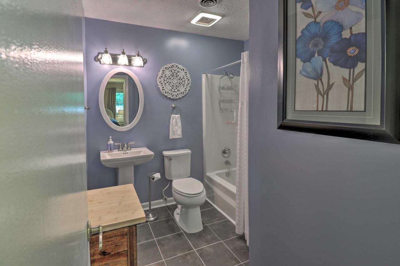 Hendersonville Home With Fire Pit 5 Mi To Downtown! Exteriör bild